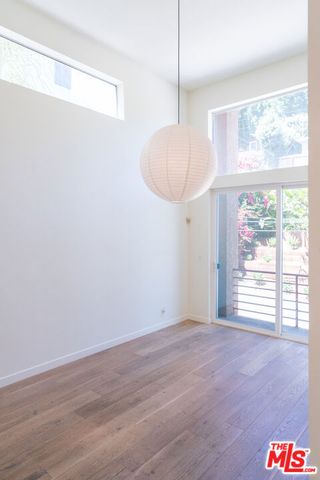 633 Museum Drive, Los Angeles, CA 90065
