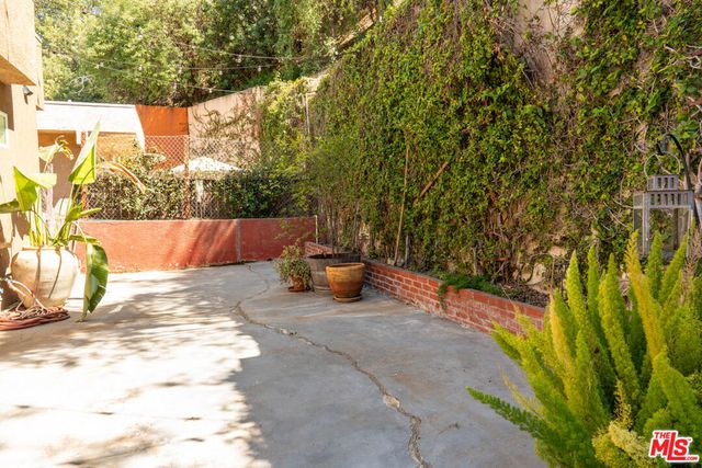 633 Museum Drive, Los Angeles, CA 90065