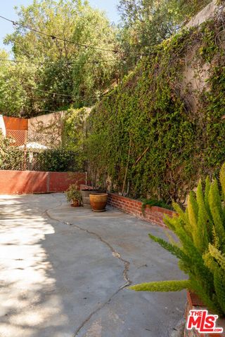633 Museum Drive, Los Angeles, CA 90065