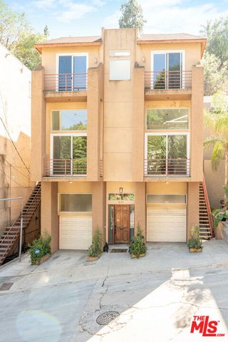633 Museum Drive, Los Angeles, CA 90065