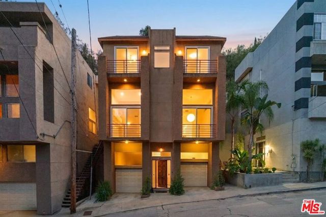 633 Museum Drive, Los Angeles, CA 90065