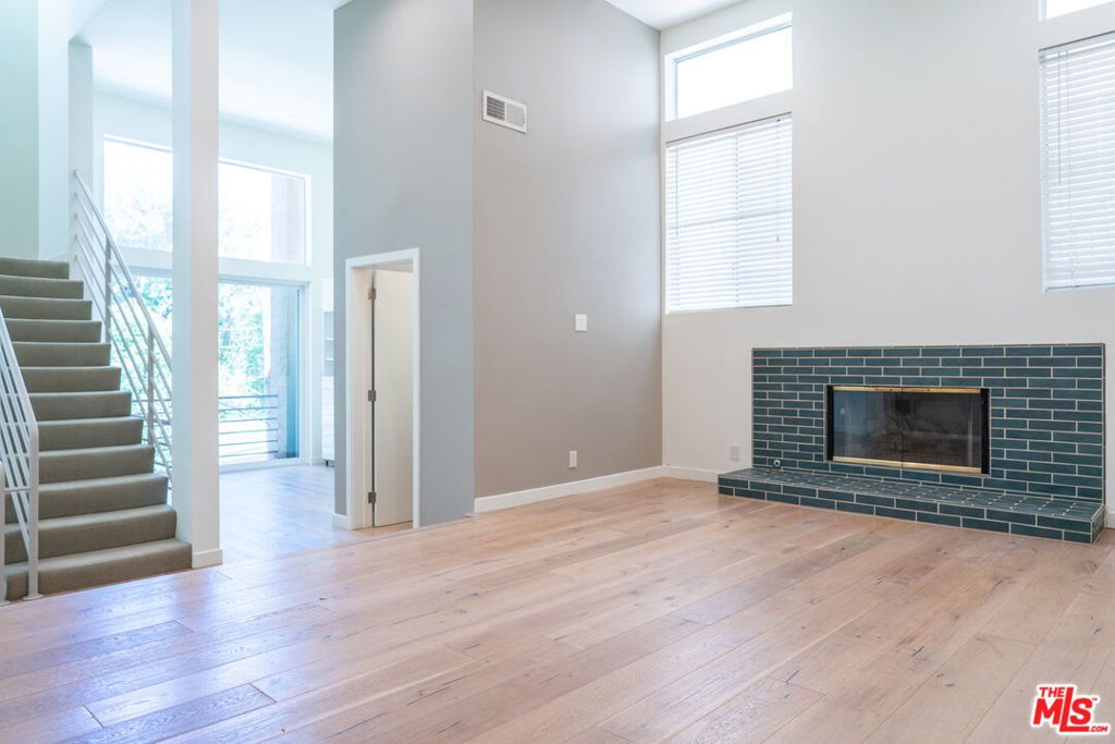 633 Museum Drive, Los Angeles, CA 90065