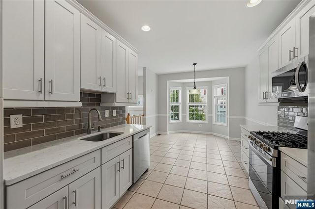 567 Coventry Drive, Nutley, NJ 07110