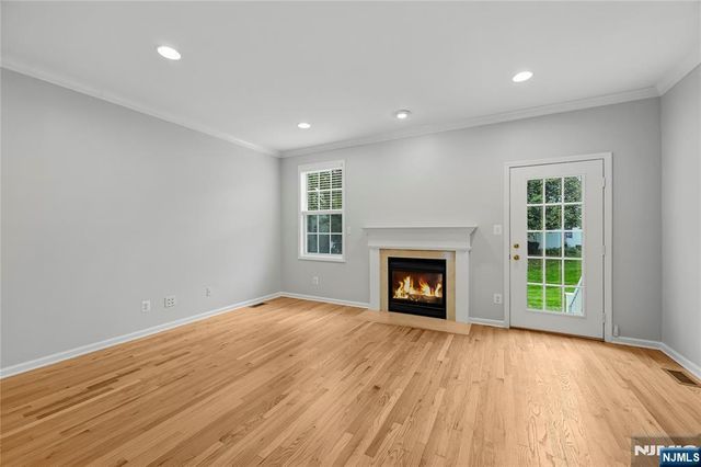 567 Coventry Drive, Nutley, NJ 07110