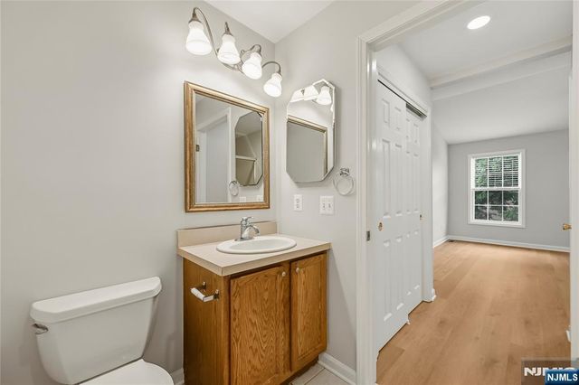 567 Coventry Drive, Nutley, NJ 07110