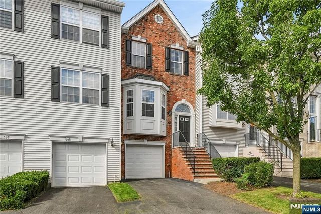 567 Coventry Drive, Nutley, NJ 07110