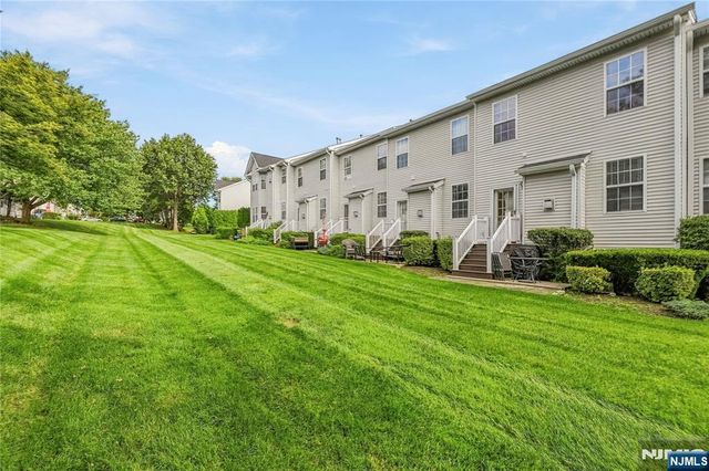 567 Coventry Drive, Nutley, NJ 07110