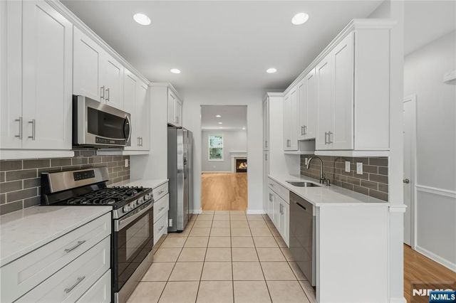 567 Coventry Drive, Nutley, NJ 07110