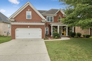 1011 Red Pepper Rdg, Spring Hill, TN 37174