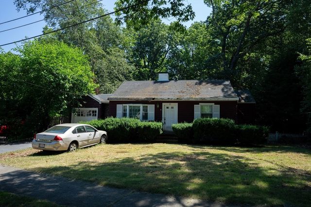 35 Coolidge Park, Wakefield, MA 01880
