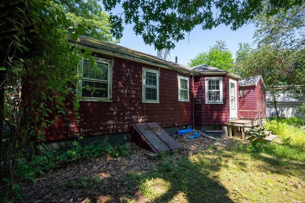 35 Coolidge Park, Wakefield, MA 01880