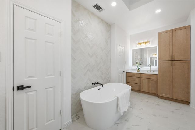 5405 Channel Isle Drive, Plano, TX 75093