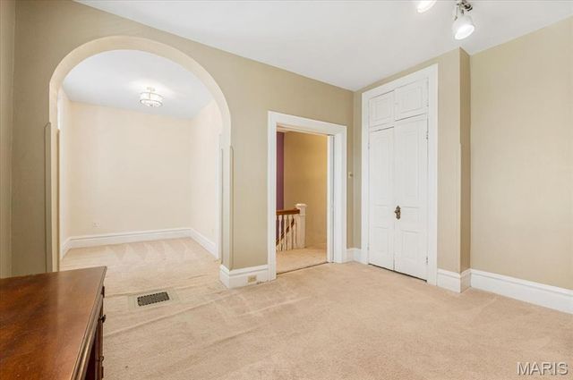 3425 Halliday Avenue, St Louis, MO 63118