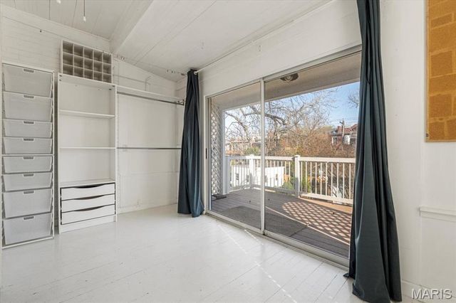 3425 Halliday Avenue, St Louis, MO 63118