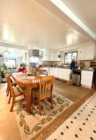 424 W 3rd Ave, Colville, WA 99114