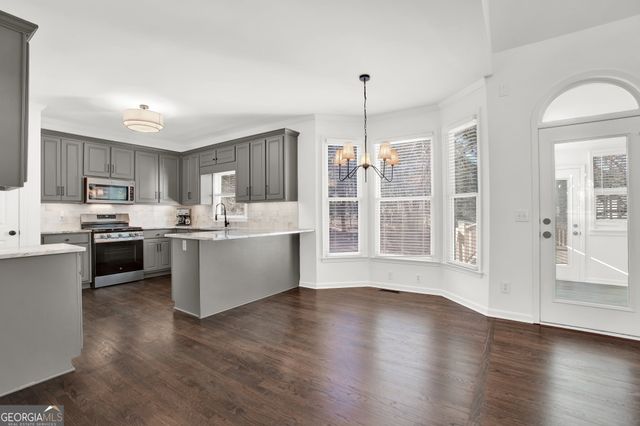 135 Vine Creek Place, Acworth, GA 30101