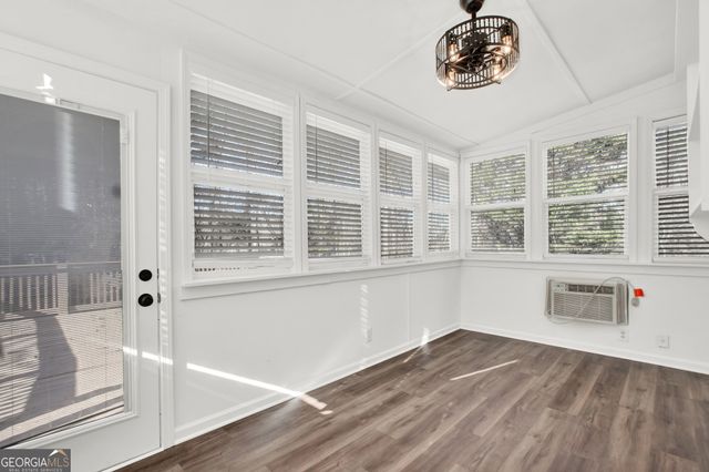 135 Vine Creek Place, Acworth, GA 30101