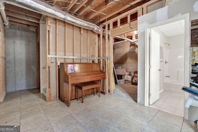 135 Vine Creek Place, Acworth, GA 30101