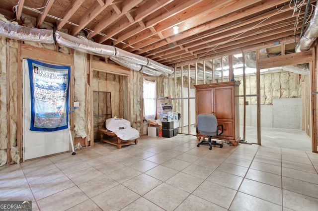 135 Vine Creek Place, Acworth, GA 30101