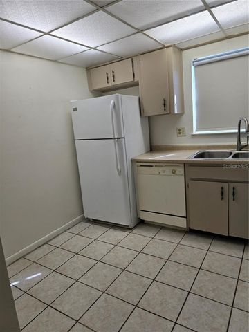 712 OAKGROVE DRIVE 230, Brandon, FL 33510
