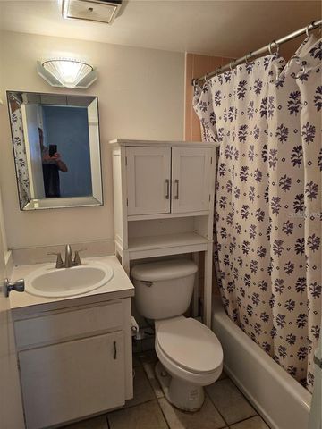 712 OAKGROVE DRIVE 230, Brandon, FL 33510