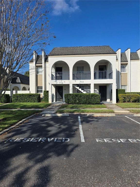 712 OAKGROVE DRIVE 230, Brandon, FL 33510