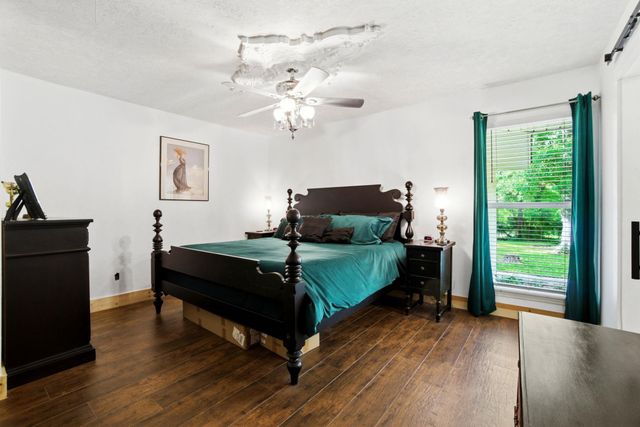 6161 Woodland Lakes Loop, Willis, TX 77378