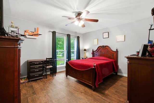 6161 Woodland Lakes Loop, Willis, TX 77378