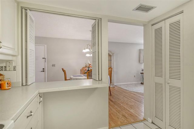 1532 PELICAN POINT DRIVE BA139, Sarasota, FL 34231