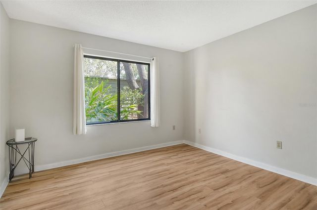 1532 PELICAN POINT DRIVE BA139, Sarasota, FL 34231