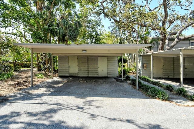 1532 PELICAN POINT DRIVE BA139, Sarasota, FL 34231