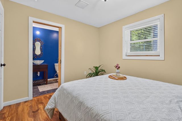 11 Amy Lane, Middletown, NY 10941