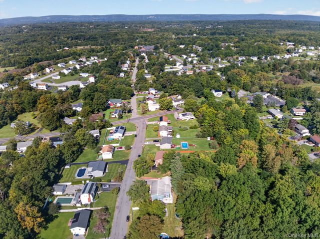11 Amy Lane, Middletown, NY 10941