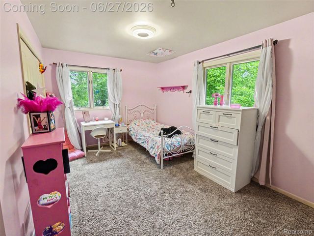 8614 Meadowland Court, York Charter Township, MI 48176