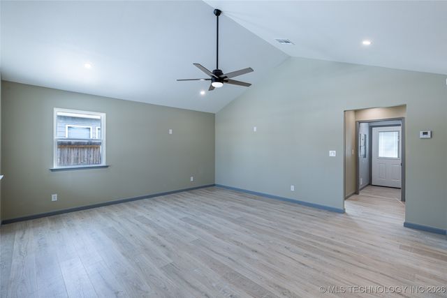 120 E 7th Street, Chelsea, OK 74016