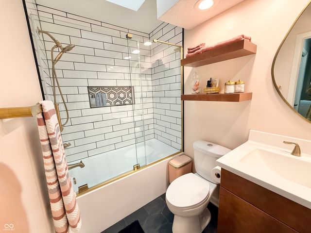 707 Carya Square, Columbus, IN 47201