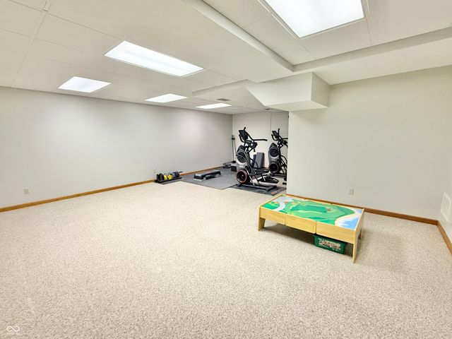 707 Carya Square, Columbus, IN 47201