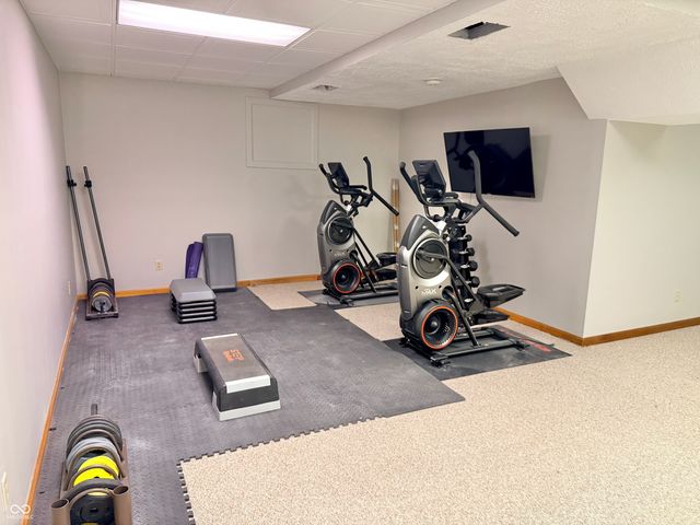 707 Carya Square, Columbus, IN 47201