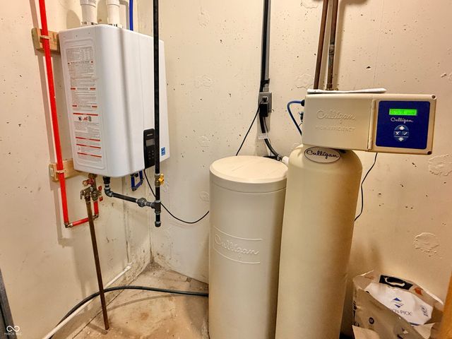 707 Carya Square, Columbus, IN 47201