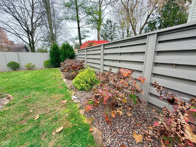 707 Carya Square, Columbus, IN 47201