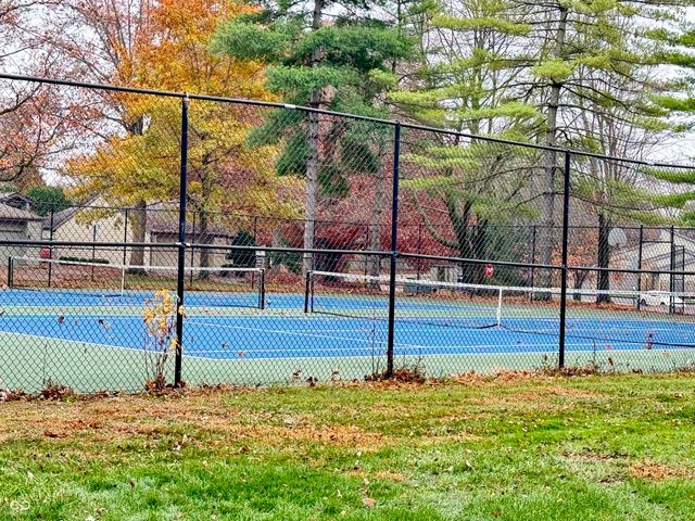 707 Carya Square, Columbus, IN 47201