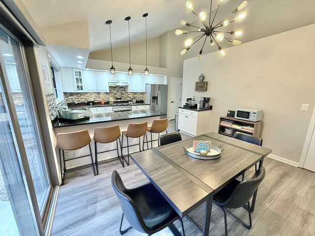 707 Carya Square, Columbus, IN 47201