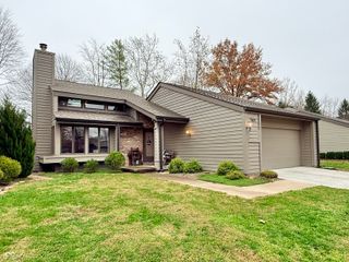 707 Carya Square, Columbus, IN 47201