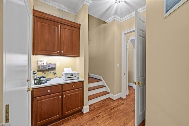 1097 Caton DR, Virginia Beach, VA 23454