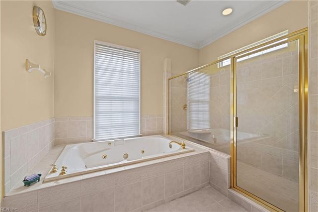 1097 Caton DR, Virginia Beach, VA 23454