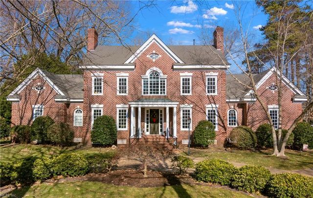 1097 Caton DR, Virginia Beach, VA 23454