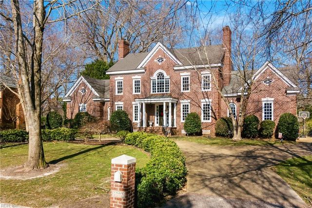 1097 Caton DR, Virginia Beach, VA 23454