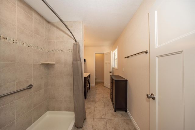 400 Unit A Oak Knob DR A, Wimberley, TX 78676