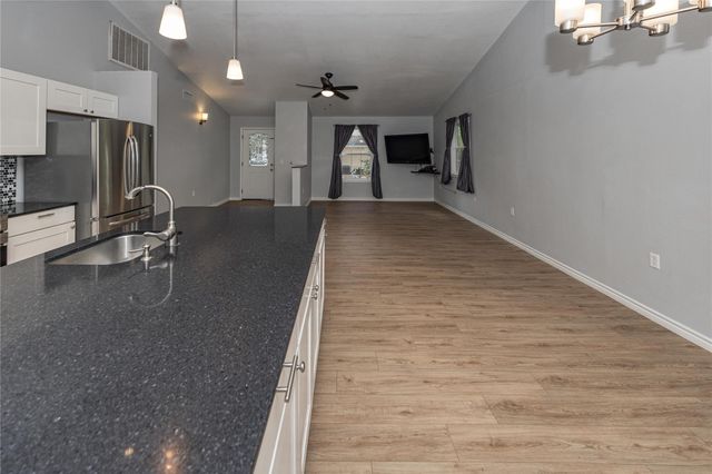 400 Unit A Oak Knob DR A, Wimberley, TX 78676