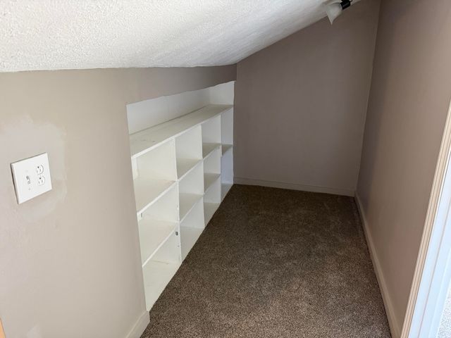 2135 4TH Avenue, Council Bluffs, IA 51501
